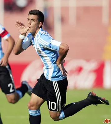 Michael Hoyos trong màu áo tuyển U-20 Argentina