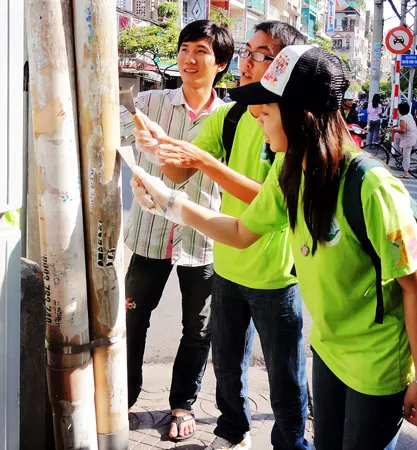 Quảng cáo rao vặt bôi bẩn đô thị
