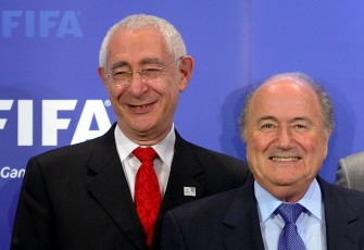 (AFP FILES) A file photo taken on May 14, 2010, shows former England 2018 World Cup bid chairman Lord Triesman (L) beside FIFA president Sepp Blatter in Zurich, Switzerland. (AFP FILES) A file photo taken on May 14, 2010, shows former England 2018 World Cup bid chairman Lord Triesman (L) beside FIFA president Sepp Blatter in Zurich, Switzerland.