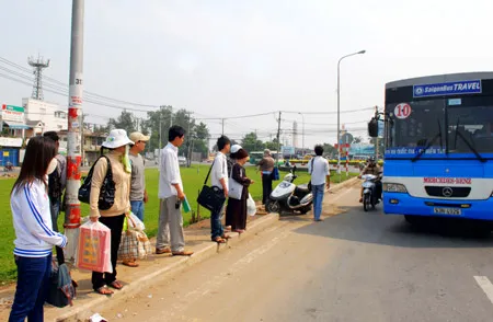 Nâng cao chất lượng các tuyến ngoại thành