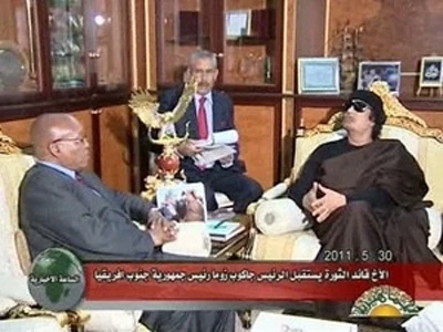 Nhà lãnh đạo Libya Gaddafi đồng ý ngừng chiến