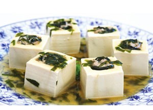 Seaweed with tofus Seaweed with tofus