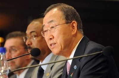 The UN Secretary-General, Ban Ki-moon (R) speaks next to UNAIDS Executive Director Michel Sidibe during a press conference on March 31, in Nairobi The UN Secretary-General, Ban Ki-moon (R) speaks next to UNAIDS Executive Director Michel Sidibe during a press conference on March 31, in Nairobi