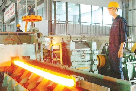 At Vitasteel factory in Ho Chi Minh City (Photo: SGGP) At Vitasteel factory in Ho Chi Minh City (Photo: SGGP)