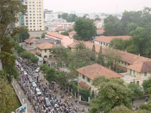 HCMC’s town planning focuses on building satellite urban zones surround the center of the city in order to cut down the population density in downtown (Photo:Minh Tri) HCMC’s town planning focuses on building satellite urban zones surround the center of the city in order to cut down the population density in downtown (Photo:Minh Tri)