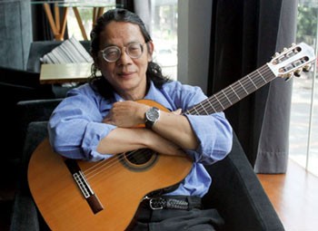 Vietnamese American guitarist Nguyen Quang Binh. (Photo: Vnexpress) Vietnamese American guitarist Nguyen Quang Binh. (Photo: Vnexpress)
