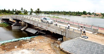 An irrigation project underway on the right bank of Sai Gon River in District 12 (Photo: SGGP) An irrigation project underway on the right bank of Sai Gon River in District 12 (Photo: SGGP)