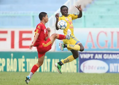 Trước vòng 17 giải hạng Nhất - Cúp Tôn Hoa Sen 2011 (ngày 3-6): Gian nan “chạy” điểm