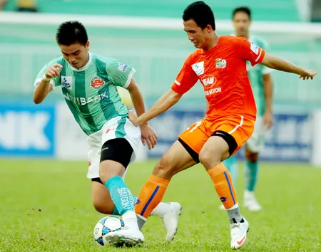 Trước 2 trận đấu sớm vòng 17 Eximbank V-League 2011 - Trên cao gió lộng