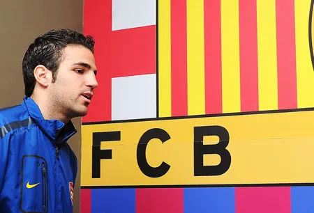 Nếu Barca chịu trả 45-50 triệu bảng, Arsenal có thể chuyển nhượng Fabregas cho họ. Theo báo chí Anh. Nếu Barca chịu trả 45-50 triệu bảng, Arsenal có thể chuyển nhượng Fabregas cho họ. Theo báo chí Anh.