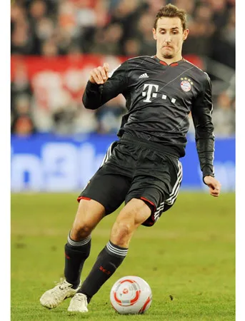 Miroslav Klose chính thức gia nhập Lazio. Miroslav Klose chính thức gia nhập Lazio.