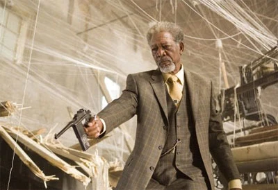 Morgan Freeman trong phim "Wanted" (Truy sát) Morgan Freeman trong phim "Wanted" (Truy sát)