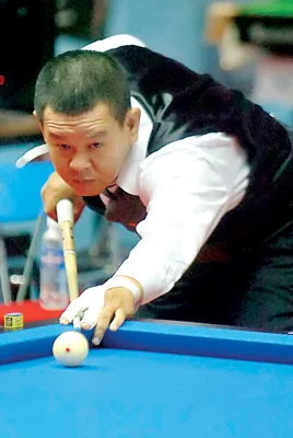 Phấn đấu vào tứ kết