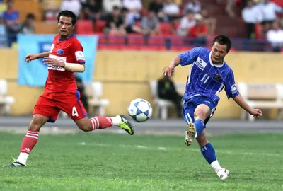 Bóng đá thủ đô trước chặng nước rút Eximbank V-League 2011: Thượng đế buồn!