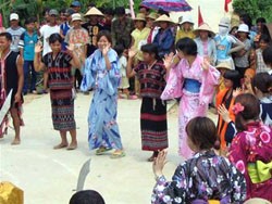 Japanese visitors in Vietnam. (File photo) Japanese visitors in Vietnam. (File photo)