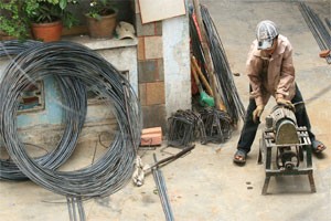 Many steel makers have to reduce operation due to slumping sales this year (Photo: Minh Tri) Many steel makers have to reduce operation due to slumping sales this year (Photo: Minh Tri)