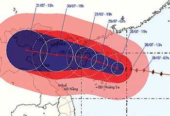 Charts shows typhoon moving towards the central regions (Photo: nchmf) Charts shows typhoon moving towards the central regions (Photo: nchmf)