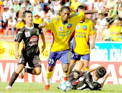 V-League và giải hạng nhất - Giai đoạn tăng tốc