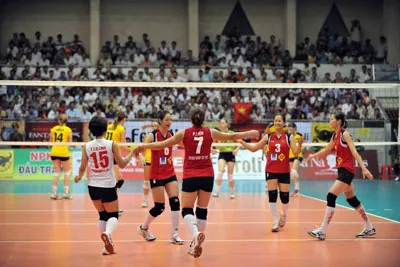 “Tự tin” như tuyển Việt Nam!