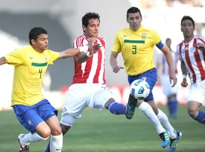 Brazil siêu phòng thủ!