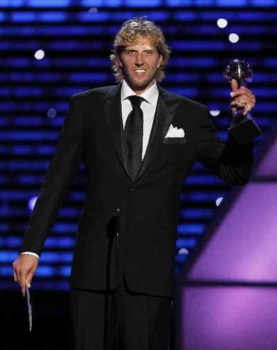 Lindsey Vonn và Dirk Nowitzki nhận giải “Oscar” thể thao ảnh 2 Lindsey Vonn và Dirk Nowitzki nhận giải “Oscar” thể thao ảnh 2