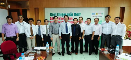 Giải golf gây quỹ học bổng “Tiếp sức đến trường” lần thứ 3 năm 2011: Sẽ tặng hơn 800 suất học bổng
