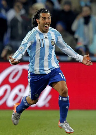Inter lên kế hoạch mượn Tevez