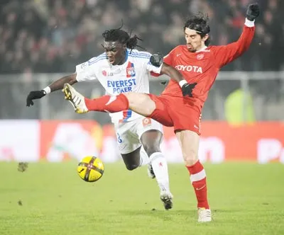 Ligue 1 trước mùa bóng mới 2011-2012: Valenciennes tham vọng đến đâu?