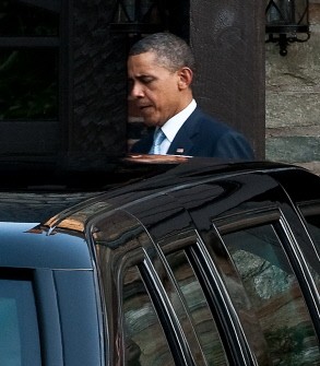 AFP - US President Barack Obama enters his limousine following a fundraiser at a private residence in Washington on August 8, 2011 AFP - US President Barack Obama enters his limousine following a fundraiser at a private residence in Washington on August 8, 2011