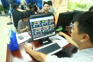 Many listed enterprises issue more shares despite a prolonged bear market (Photo: Minh Tri) Many listed enterprises issue more shares despite a prolonged bear market (Photo: Minh Tri)