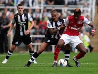 AFP - Arsenal's Cameroonian midfielder Alex Song (R) vies with Newcastle United's English defender Danny Simpson (2nd R) during the game AFP - Arsenal's Cameroonian midfielder Alex Song (R) vies with Newcastle United's English defender Danny Simpson (2nd R) during the game