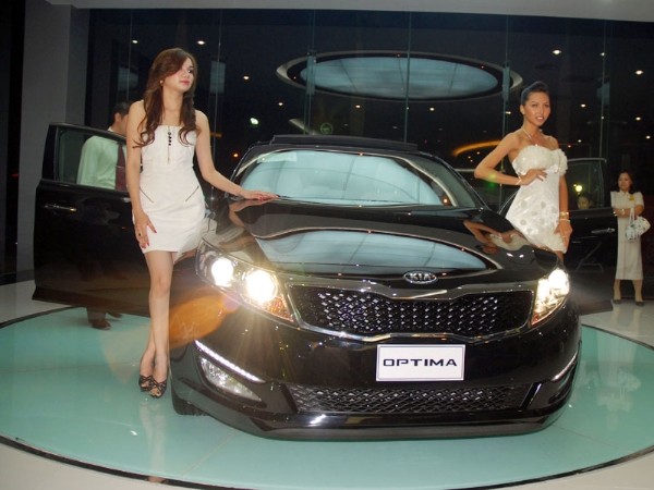 A car show room in Phu My Hung, district 7 HCM city ( photo Auto vietnam) A car show room in Phu My Hung, district 7 HCM city ( photo Auto vietnam)