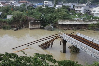 A railway bridge is collapsed in the Nachi river, caused by flood at Nachikatsuura city in Wakayama prefecture, western Japan on September 5, 2011. A railway bridge is collapsed in the Nachi river, caused by flood at Nachikatsuura city in Wakayama prefecture, western Japan on September 5, 2011.