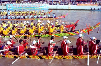Ngo Boat race .(Photo: SGGP) Ngo Boat race .(Photo: SGGP)