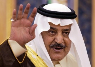 (AFP FILES) -- File picture dated July 1, 2007 shows Saudi Interior Minister Prince Nayef bin Abdul Aziz al-Saud waving before delivering a speech at the Shura (consultative) Council in Riyadh. (AFP FILES) -- File picture dated July 1, 2007 shows Saudi Interior Minister Prince Nayef bin Abdul Aziz al-Saud waving before delivering a speech at the Shura (consultative) Council in Riyadh.