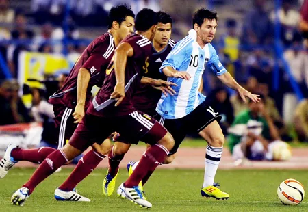 Messi: “Tôi không phải thánh!”