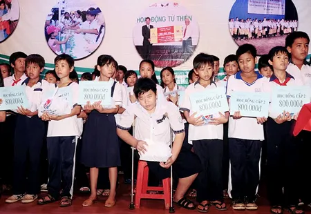 Nhịp cầu cho em đến trường