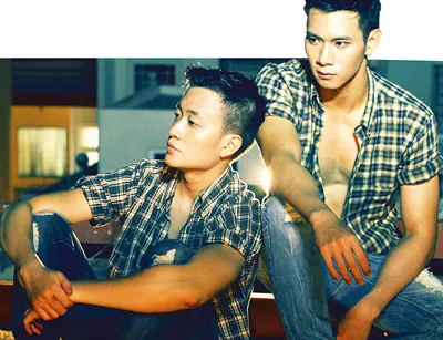 Lương Mạnh Hải và Hồ Vĩnh Khoa trong phim Hot boy nổi loạn... Lương Mạnh Hải và Hồ Vĩnh Khoa trong phim Hot boy nổi loạn...