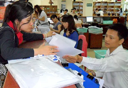 Doanh nghiệp nợ tiền BHXH - Phải trả lãi phạt gấp đôi lãi suất ngân hàng