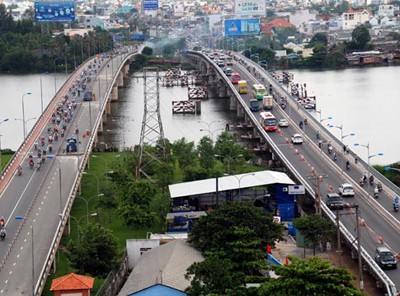 (File) Binh Trieu 1 and Binh Trieu 2 bridges in Ho Chi Minh City
