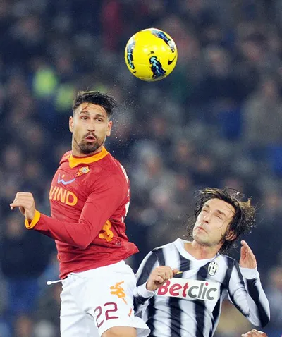 Khi Juventus tuyển mộ Borriello