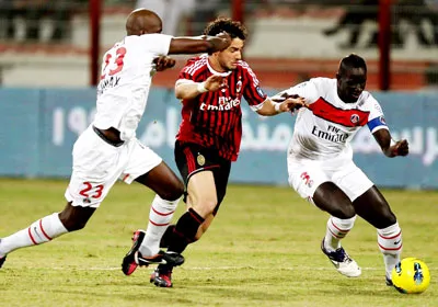 Serie A nhiễu loạn tin đồn