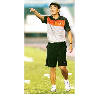 HLV Phan Thanh Hùng: “Tôi chưa nghĩ đến việc làm HLV đội tuyển”