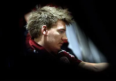 Nicklas bendtner bị bắt do đánh lộn