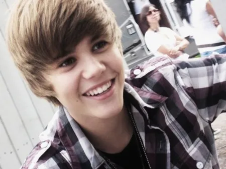 Ngôi sao Justin Bieber giới thiệu sản phẩm Việt Nam tại Mỹ