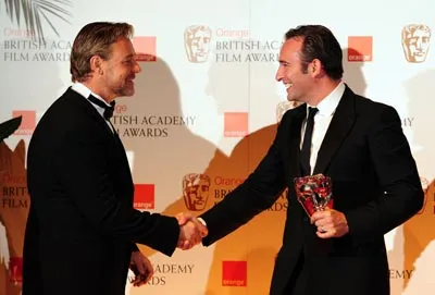 Jean Dujardin (phải) Jean Dujardin (phải)
