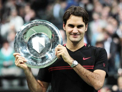 Federer tìm lại nhịp điệu chiến thắng