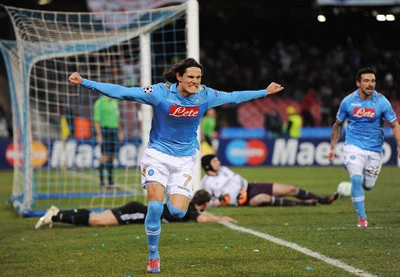 Champions League 2011-2012 (rạng sáng 22-2): Napoli thắng Chelsea 3 - 1