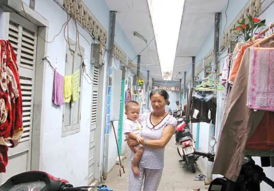 Khu nhà trọ công nhân đường Trần Xuân Soạn, phường Tân Hương, quận 7. Khu nhà trọ công nhân đường Trần Xuân Soạn, phường Tân Hương, quận 7.