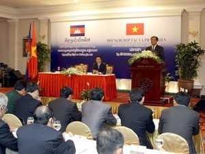 At the seventh meeting between Cambodia and Vietnam on cooperation and development of border provinces ( photo CPV website) At the seventh meeting between Cambodia and Vietnam on cooperation and development of border provinces ( photo CPV website)